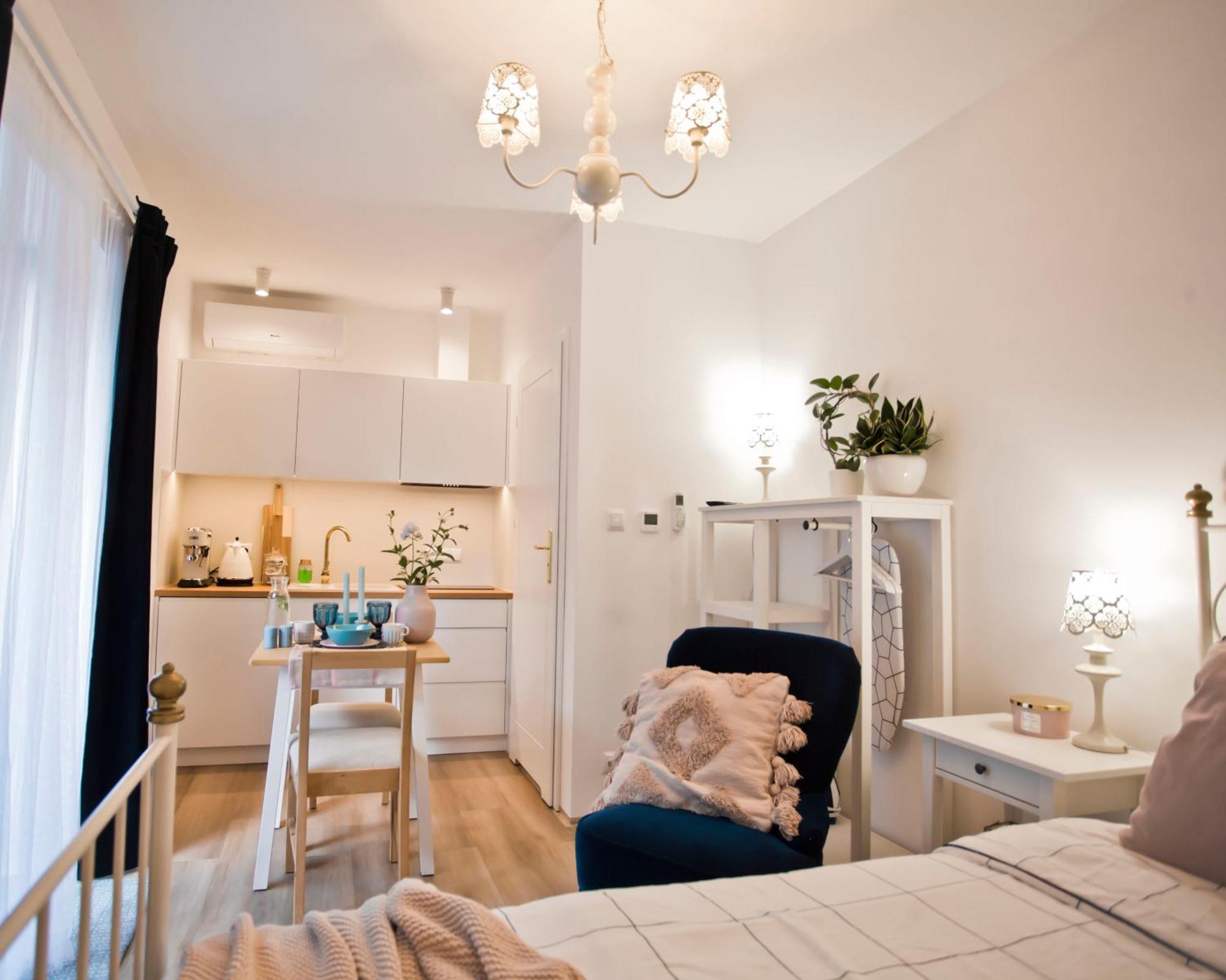 Balaton Apartamenty Trzebinia  Buitenkant foto